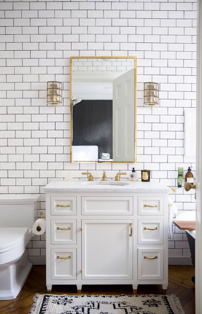 Tasteful Bathroom Design with White Subway Tile