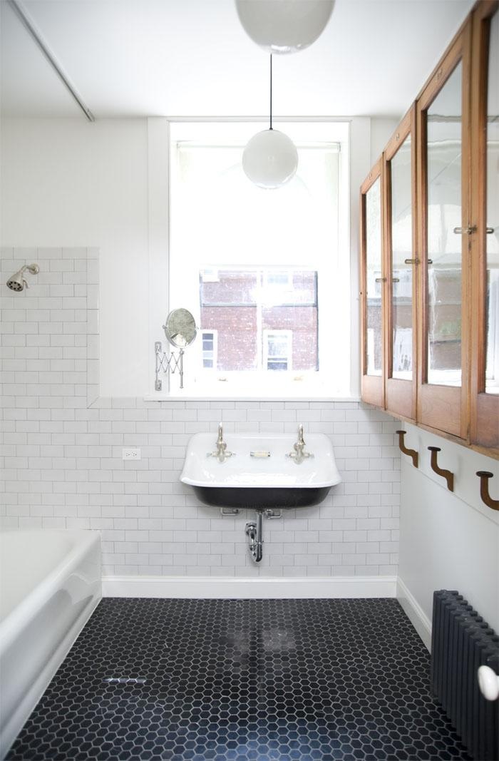 Bright Bathroom Design