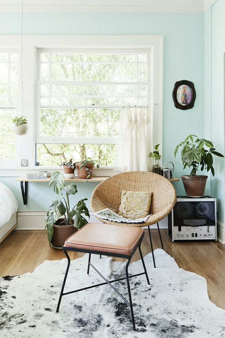 Cozy Apartment Living Room Design
