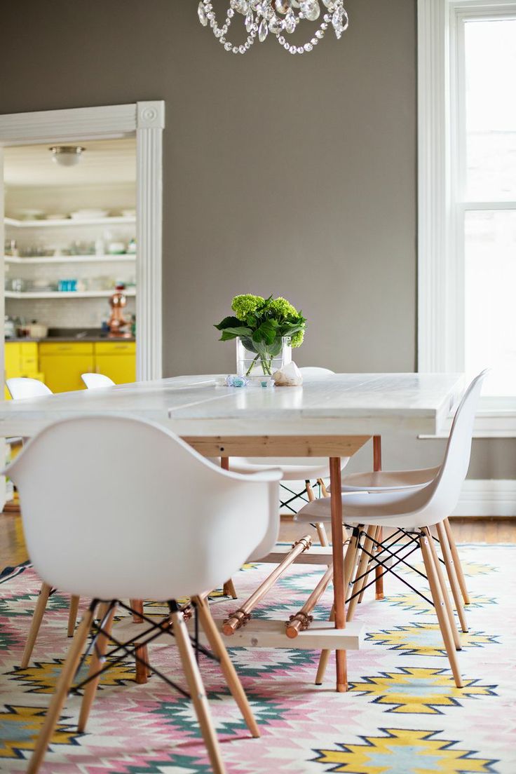 Light and Bright Dining Room Design Inspiration