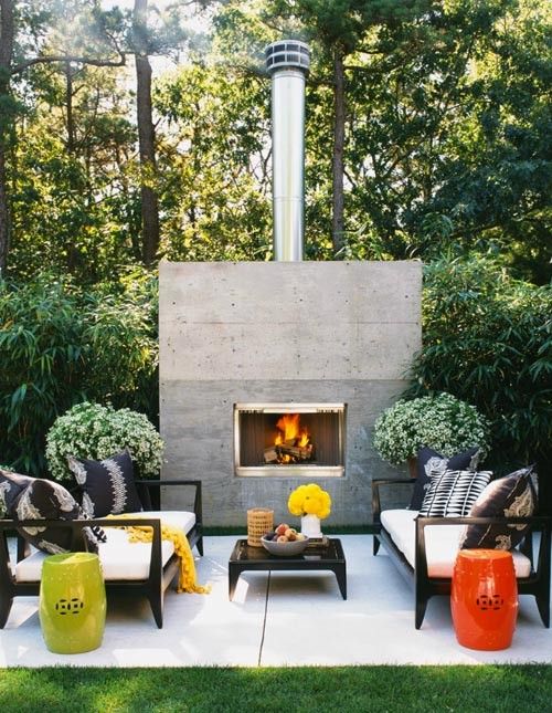 Outdoor Patio with Fireplace