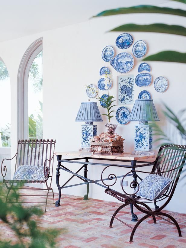 White and Blue Outdoor Terrace Design