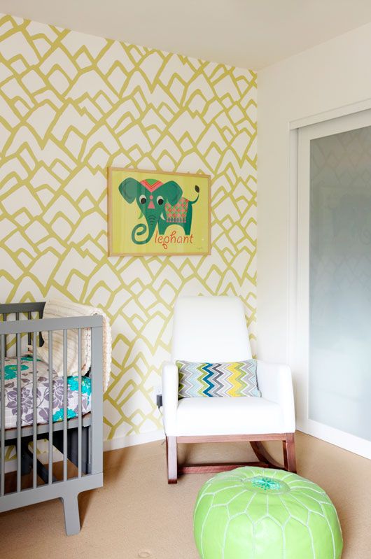 bright nursery room design