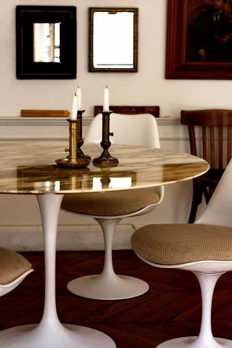 Midmod Dining