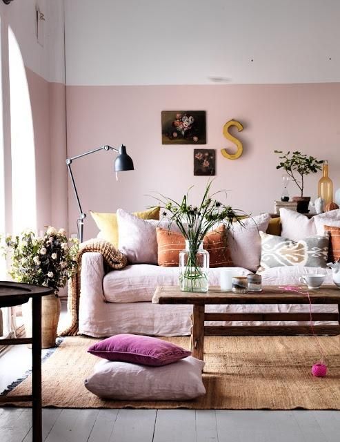 Cozy Living Room With Half Painted Rose Wall