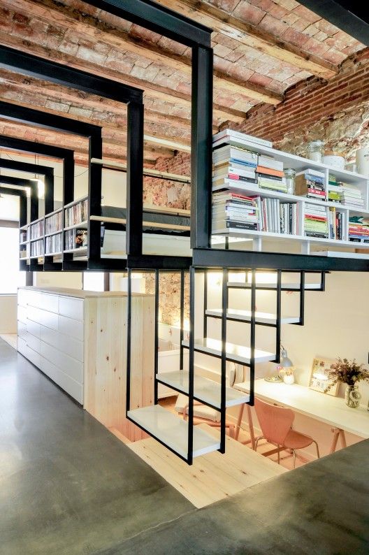 floating stair